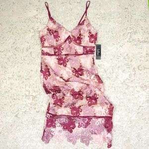 NWT Lulu's Lace Dress